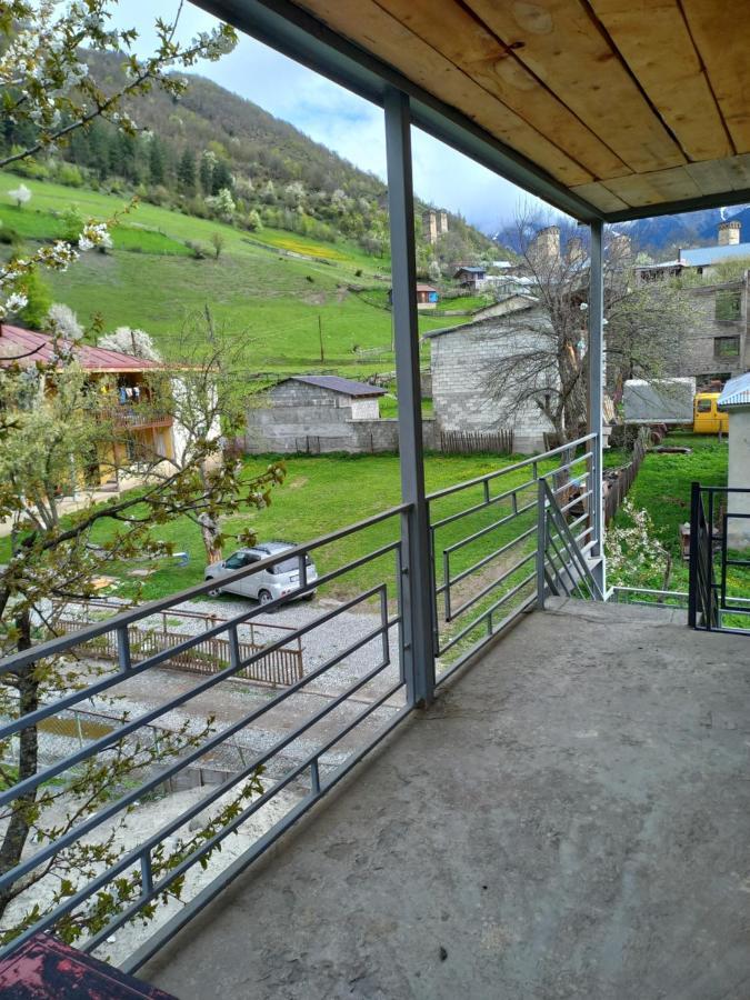 Saba Hotel Местия Екстериор снимка