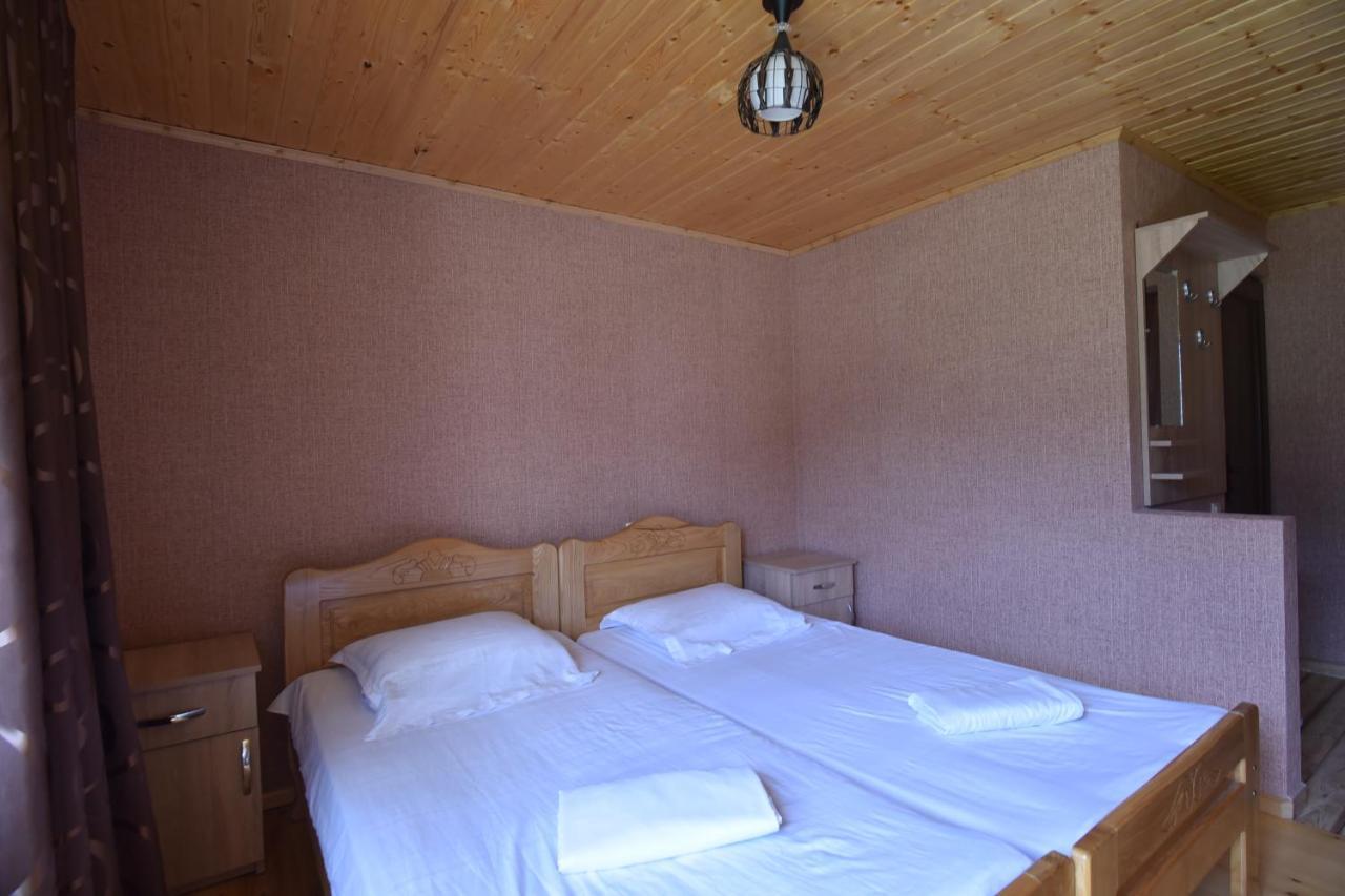 Saba Hotel Местия Екстериор снимка